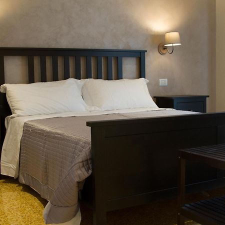 B&B I Propilei Di San Girolamo Rimini Zewnętrze zdjęcie